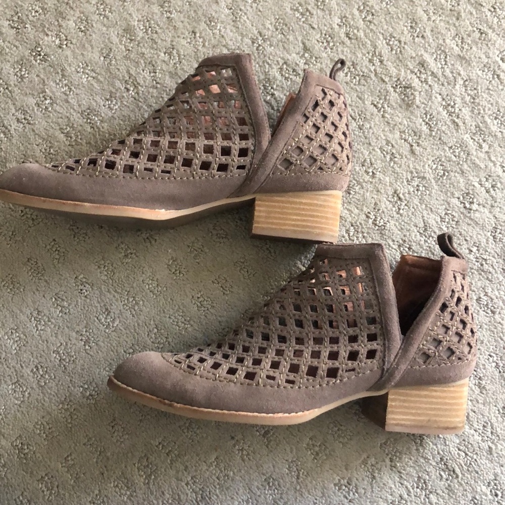 Sam Edelman Booties - Picture 3 of 4